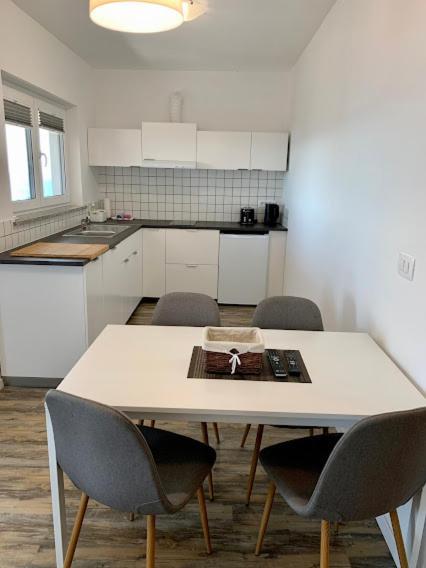 Apartments Zakinja Порторож Экстерьер фото